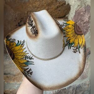 New Cody James Sunflower wool hat Sz 7 1/8